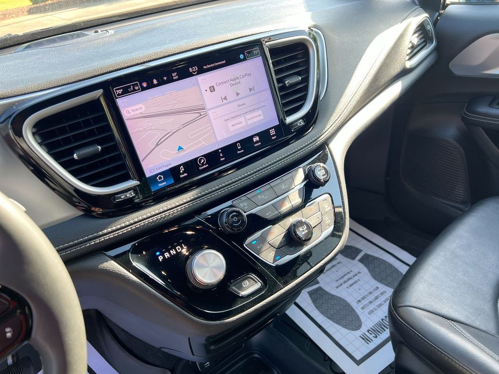 Used 2022 Chrysler Pacifica - photo 19