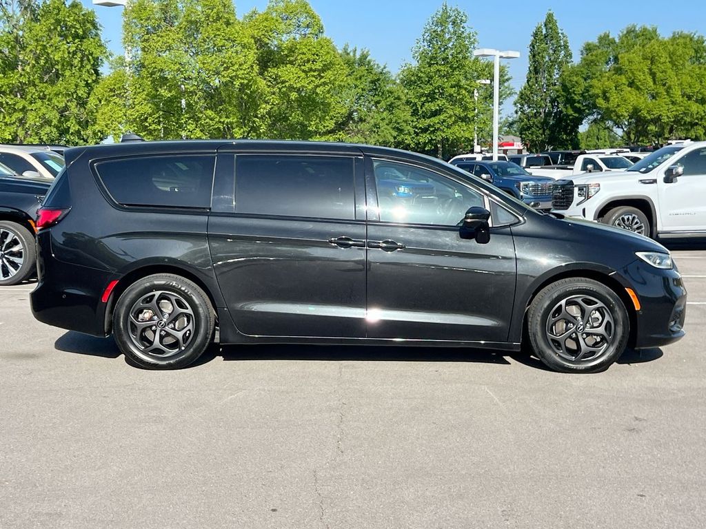 Used 2022 Chrysler Pacifica - photo 7