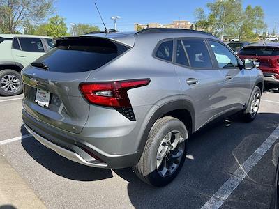 2025 Chevrolet Trax FWD SUV for sale #C220392 - photo 2