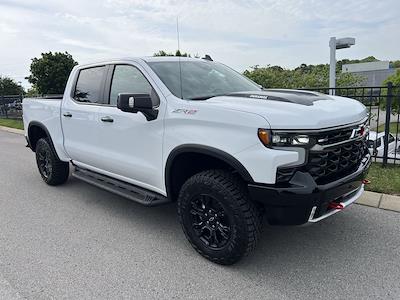 2025 Chevrolet Silverado 1500 Crew Cab 4WD Pickup for sale #G322981 - photo 1