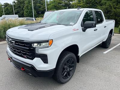 New 2025 Chevrolet Silverado 1500 LT Crew Cab 4WD Pickup for sale #G378535 - photo 1