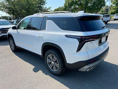 New 2026 Chevrolet Traverse LT SUV for sale #J102481 - photo 2