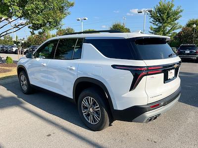 New 2026 Chevrolet Traverse LT SUV for sale #J104201 - photo 2