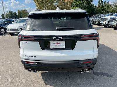 New 2026 Chevrolet Traverse LT SUV for sale #J186030 - photo 2