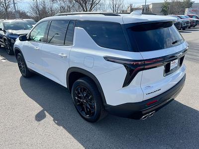 Used 2025 Chevrolet Traverse LT for sale #J186030A - photo 2
