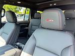 New 2025 Chevrolet Traverse Z71 AWD SUV for sale #J277873 - photo 15