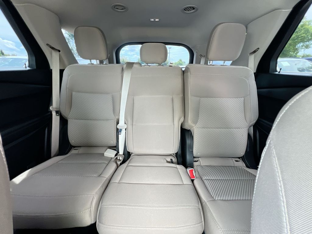 Used 2023 Ford Explorer - photo 13