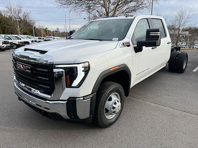 New 2026 GMC Sierra 3500 Crew Cab 60 CA Cab Chassis for sale #F161591 - photo 1