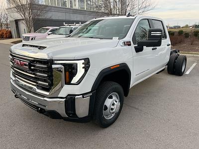 New 2026 GMC Sierra 3500 Crew Cab 60 CA Cab Chassis for sale #F168378 - photo 1