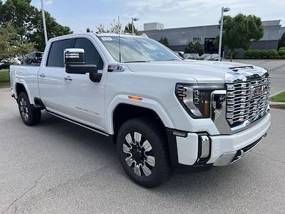 New 2025 GMC Sierra 2500 Denali Crew Cab 4WD Pickup for sale #F266810 - photo 1