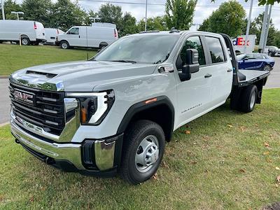 New 2025 GMC Sierra 3500 Pro Crew Cab 4WD 9' 4" CM Truck Beds Steel Flatbed Truck with Gooseneck Hitch for sale #F306559 - photo 1