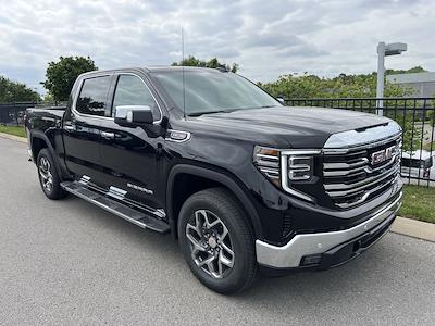 New 2025 GMC Sierra 1500 SLT Crew Cab 4WD Pickup for sale #G310946 - photo 1
