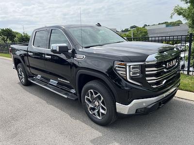 New 2025 GMC Sierra 1500 SLT Crew Cab 4WD Pickup for sale #G310947 - photo 1