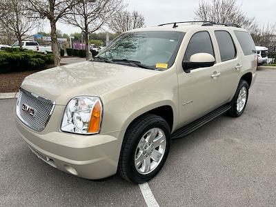 Used 2011 GMC Yukon - photo 1