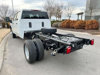 New 2026 GMC Sierra 3500 Crew Cab 60 CA Cab Chassis for sale #TF199422 - photo 2