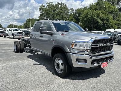2024 Ram 5500 Crew Cab DRW RWD Cab Chassis for sale #315880 - photo 1