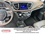 2017 Chrysler Pacifica FWD Minivan for sale #5602602 - photo 25