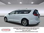 2017 Chrysler Pacifica FWD Minivan for sale #5602602 - photo 2