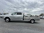 Used 2017 Ram 3500 Crew Cab Flatbed Truck for sale #748170A - photo 5
