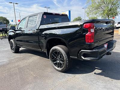 2025 Chevrolet Silverado 1500 Crew Cab 4WD Pickup for sale #1150664 - photo 2