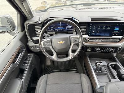 Used 2023 Chevrolet Silverado 1500 - photo 1