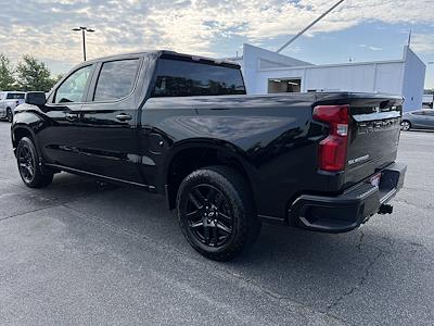 2024 Chevrolet Silverado 1500 Crew Cab 4WD Pickup for sale #1350604A - photo 2