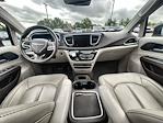 2020 Chrysler Pacifica FWD Minivan for sale #1351066A - photo 10