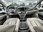 2020 Chrysler Pacifica FWD Minivan for sale #1351066A - photo 17
