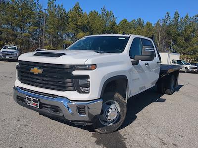 New 2025 Chevrolet Silverado 3500 Crew Cab Flatbed Truck for sale #F1151002 - photo 1