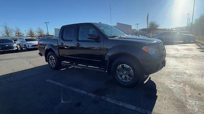 Used 2017 Nissan Frontier PRO-4X Crew Cab for sale #P102322 - photo 2