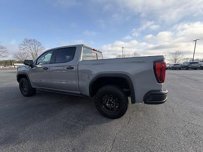 Used 2024 GMC Sierra 1500 - photo 1