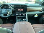 2025 GMC Sierra 2500 Crew Cab 4WD Pickup for sale #1351099 - photo 17