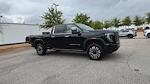 New 2025 GMC Sierra 2500 Denali Ultimate Crew Cab 4WD Pickup for sale #1351114 - photo 32