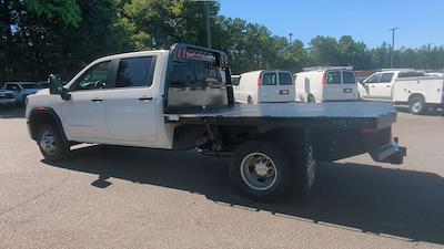 New 2025 GMC Sierra 3500 Pro Crew Cab 4WD Flatbed Truck for sale #F1350509 - photo 2