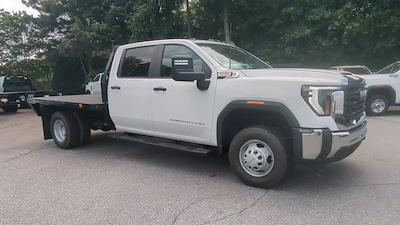 2025 GMC Sierra 3500 Crew Cab DRW 4WD Flatbed Truck for sale #F1350563 - photo 1