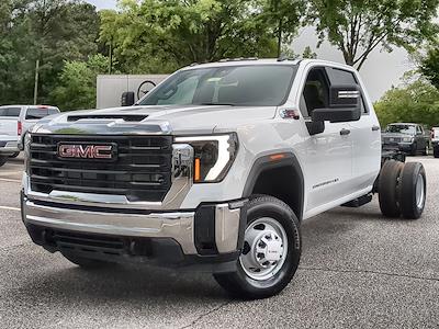 New 2025 GMC Sierra 3500 Pro Crew Cab 4WD 60 CA Cab Chassis for sale #F1350884 - photo 1