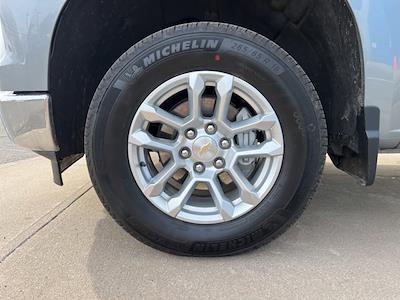 Used 2026 Chevrolet Silverado 1500 - photo 1