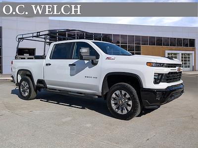 Used 2025 Chevrolet Silverado 2500 - photo 1