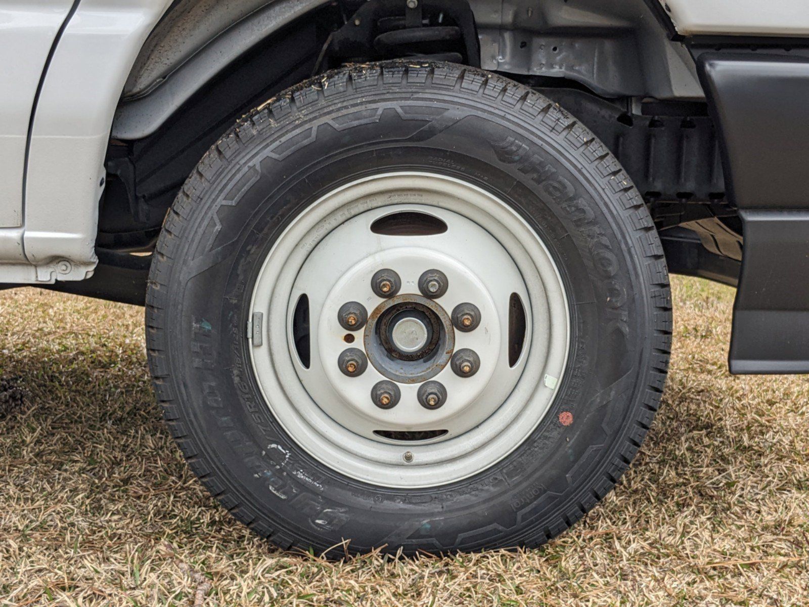 Used 2024 Ford E-450 - photo 11
