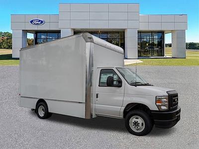 Used 2024 Ford E-450 - photo 1