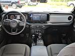 2025 Jeep Gladiator Crew Cab 4x4 Pickup for sale #T73715A - photo 16
