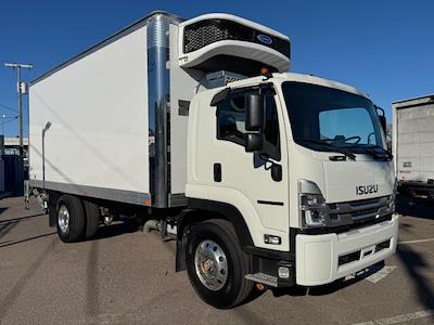 2026 Isuzu FTR Regular Cab DRW 4x2 Summit Truck Body Refrigerated Body for sale #1TSA00618 - photo 1