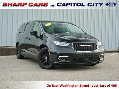 Used 2024 Chrysler Pacifica Touring L Minivan for sale #STK151192 - photo 1
