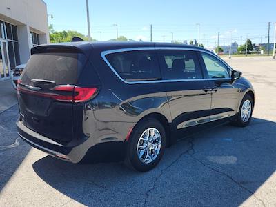 2023 Chrysler Pacifica FWD Minivan for sale #STK593774 - photo 2