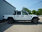 2020 Jeep Gladiator Crew Cab 4x4 Pickup for sale #T50117A - photo 6