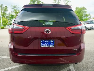 Used 2020 Toyota Sienna XLE Minivan for sale #T50300A - photo 2
