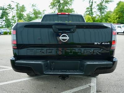 Used 2024 Nissan Frontier SV Crew Cab 4x4 Pickup for sale #Z6285 - photo 2