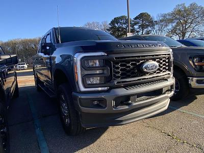 Used 2023 Ford F-250 - photo 1