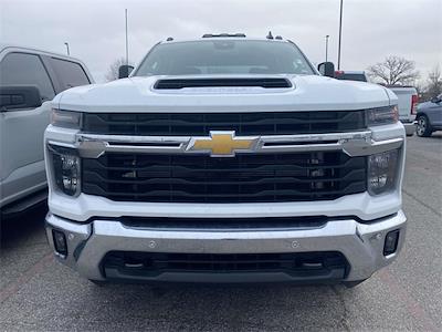Used 2025 Chevrolet Silverado 3500 - photo 1