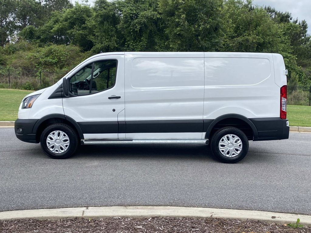 Used 2025 Ford Transit 250 - photo 7